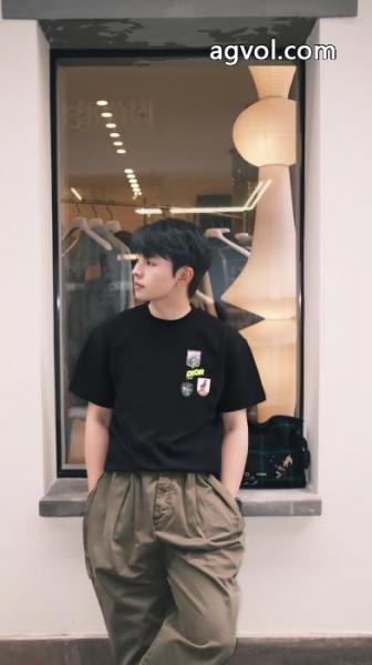 ブランド 通販 激安DIOR半袖Tシャツ追跡有+激安 定番人気 人気定番お買い得 3