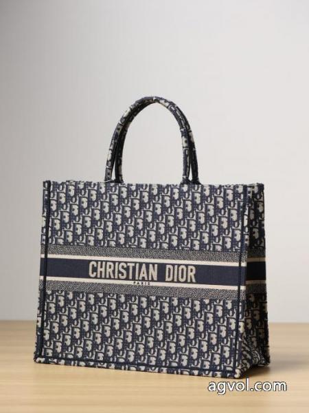 きれいめ上品に 品質保証 限定品 人気No.1ブランド コピー 通販 バッグDIOR. 4