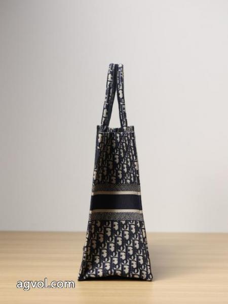 きれいめ上品に 品質保証 限定品 人気No.1ブランド コピー 通販 バッグDIOR. 5