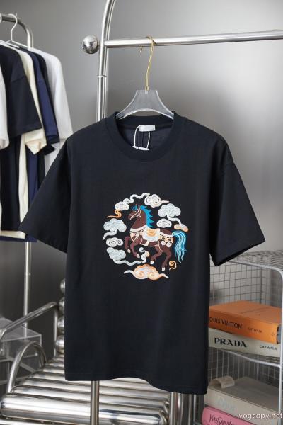 スーパー コピー 品シンプル派 有名人の愛用品 今シーズンは特に人気DiorTシャツ 0