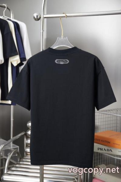 スーパー コピー 品シンプル派 有名人の愛用品 今シーズンは特に人気DiorTシャツ 4