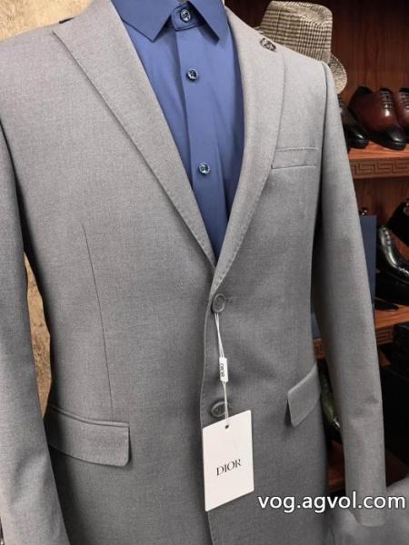 DIORブランド 通販 激安元気な印象に すごく稀少カラー 明るいイメージを持た   スーツ.. 0 