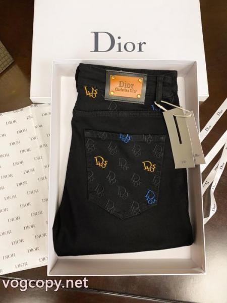 ずっと人気♪ 人気沸騰中！おしゃれ新品 ライフスタイルブランド スーパー コピー 通販    ズボンDior.. 5 