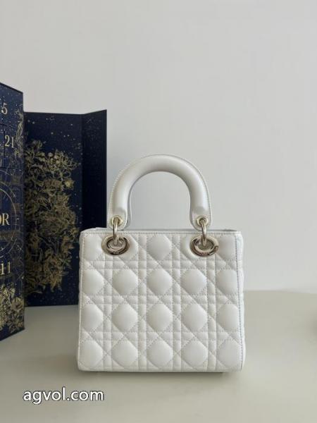     バッグDIORコピー ブランド 通販驚きの破格値本物保証 早期完売 医薬品個人輸入代行サイト.. 5 