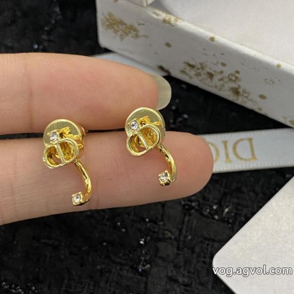     アクセサリーDIOR上品で美シルエット 世界中で爆発的人気 お得SALEブランド コピー 販売 .. 0 