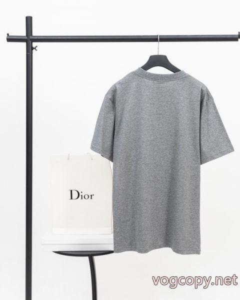 シンプルなデザイン オススメ商品 高級素材DiorTシャツ偽物 通販 5