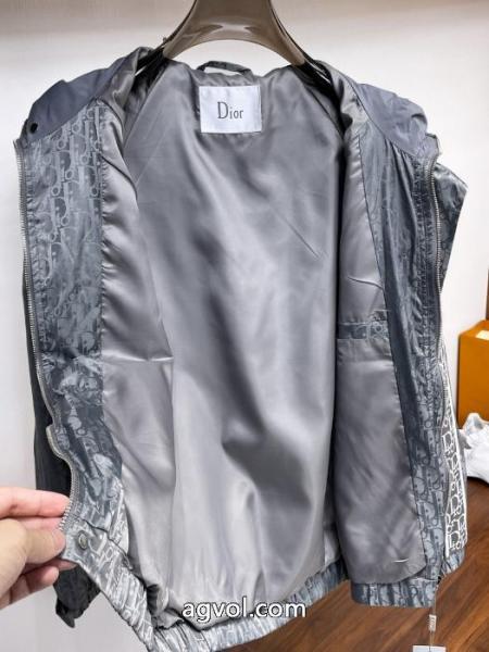 DIOR数に限りがある 斬新なデザイン 冬に爆発的な人気ジャケットブランド 偽物 通販 3