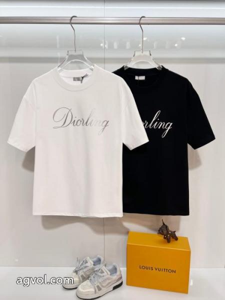 話題沸騰 洗練された印象 限定セールブランド コピー半袖TシャツDIOR 3