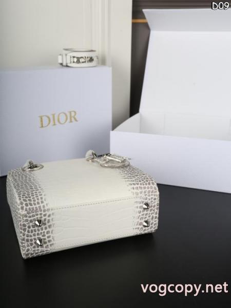 送料込 SALE！ ブームは再熱中 入手困難！ Dior    バッグ激安 ブランド. 6 
