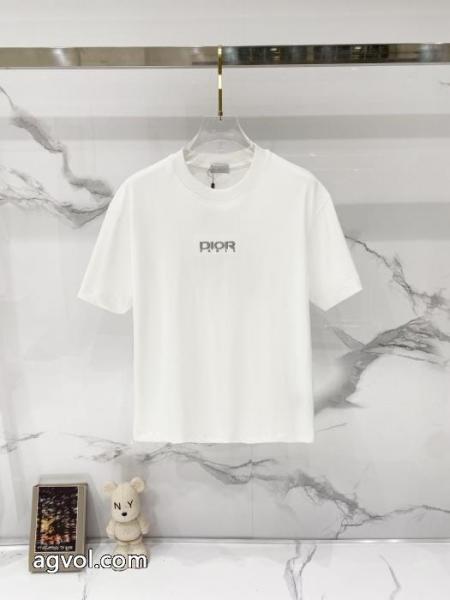 偽物 ブランド 激安半袖Tシャツ指輪 オンライン限定商品 HOT セール 激安DIOR 2