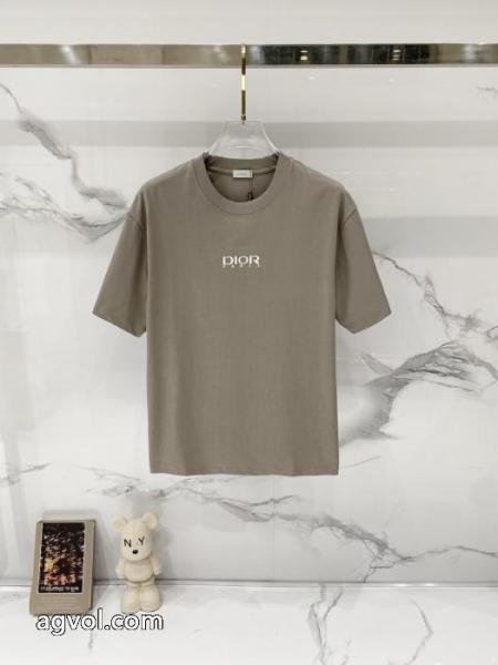 偽物 ブランド 激安半袖Tシャツ指輪 オンライン限定商品 HOT セール 激安DIOR 4