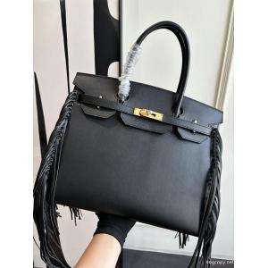 レディースバッグブランド 通販店ミュウミュウ今、大人のお洒落に 夏らしい品格が漂う 人気定番豊富な..