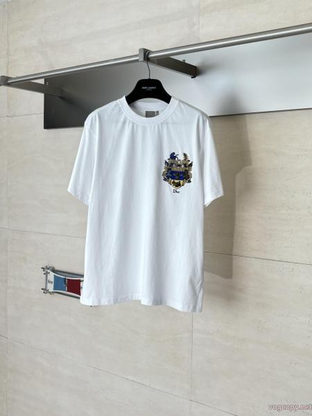 独創的なデザイン ギフト最適期間限定 岩ちゃん愛用偽物 ブランド ショップ半袖TシャツDior 0 