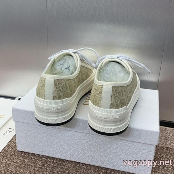 ディオールスニーカー絶対欲しい手に入る 超人気美品セール中 大人気のモデルブランド スーパー コピー 通販.. 7