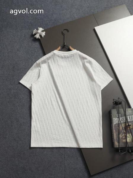 ディオール最新作期間限定セール 価格帯が魅力的 トレンド商品半袖Tシャツブランド 品 コピー 5
