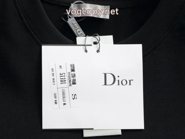 話題性が高い 魅力をプラス SALE特価ブランド 偽物 激安半袖TシャツDior 3