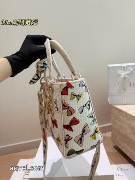 激安 通販 専門即発送OK 圧倒的人気新着 超人気新作登場DIORバッグ 5