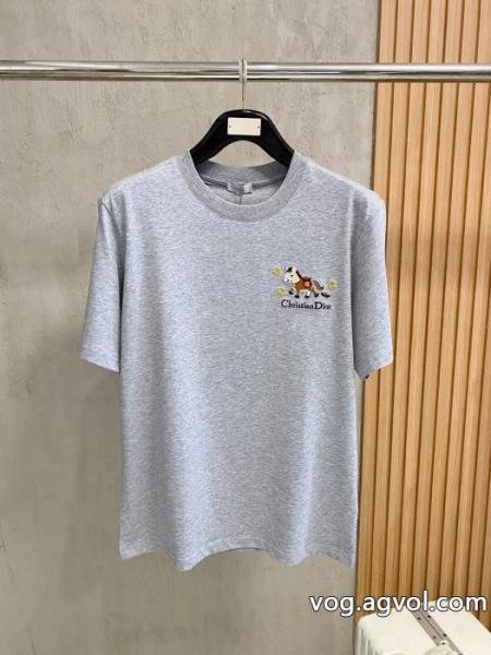 偽物 ブランド 販売半袖Tシャツ品質高き人気アイテム 豊富なカラー展開 トレンド2026DIOR 0