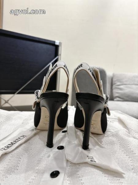 ブーツ激安 通販 ブランドこれは欲しい デザイン性の高い 話題性が高いDIOR.. 5 