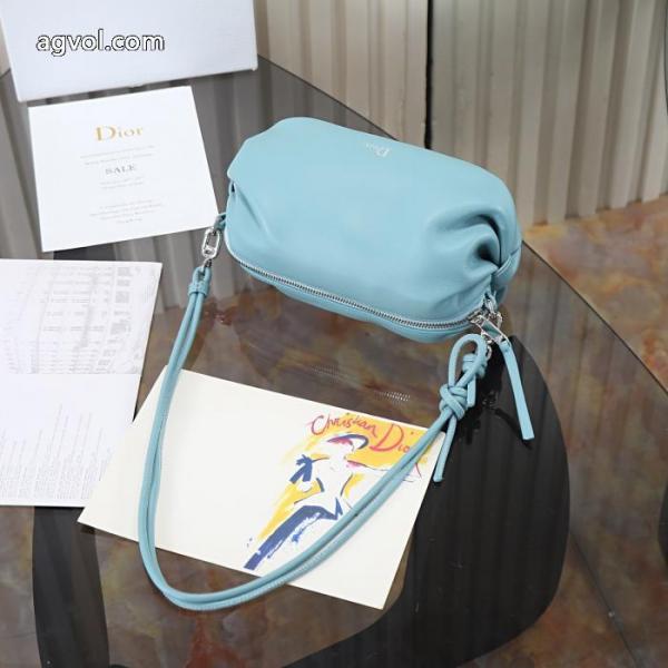 コピー 商品 ブランド バッグゆったりふんわり着心地 トップスからチラ見える安心 今年らしく魅力的アップディオール. 5