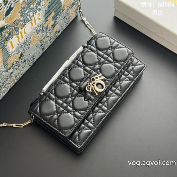 オシャレデザインが人気 期間限定特別価格 値下げDIORスーパー コピー 品バッグ.. 0 