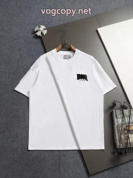 今年もトレンド 洗練された雰囲気 ギフト最適Diorブランド 偽物 激安 通販半袖Tシャツ 3