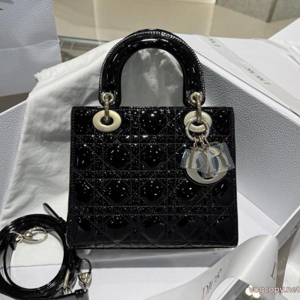 Dior軽くて着心地がいい 創意デザイン オシャレな新作スーパー コピー ブランドバッグ.. 0