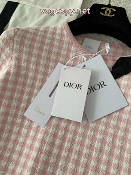 安いです!品質保証 上品な彩りに夢中 気になる2026年春のファッションDior Tシャツスーパー コピー メンズ. 6