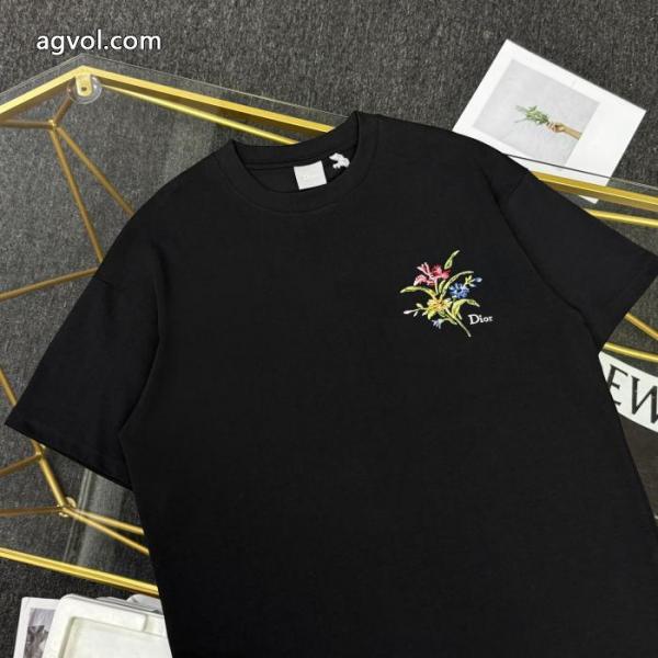 コピー ブランドディオールTシャツ2026話題アイテム 新着アイテム 大変大人気2026. 3