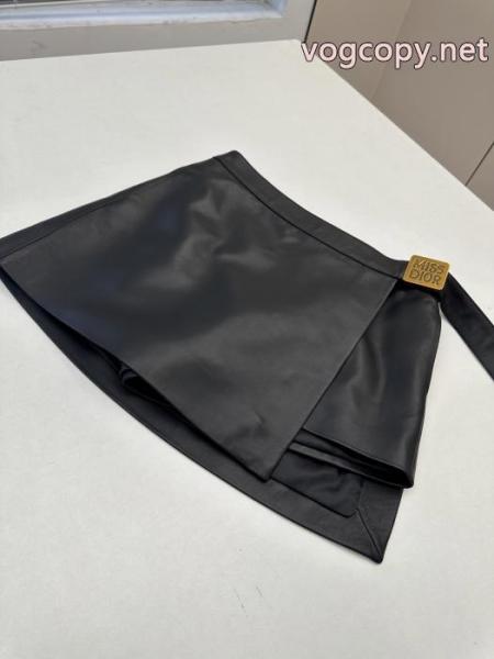上品低価 最前線2026 気分も上がるきれいめハッピボトムスコピー 品 販売ディオール.. 1