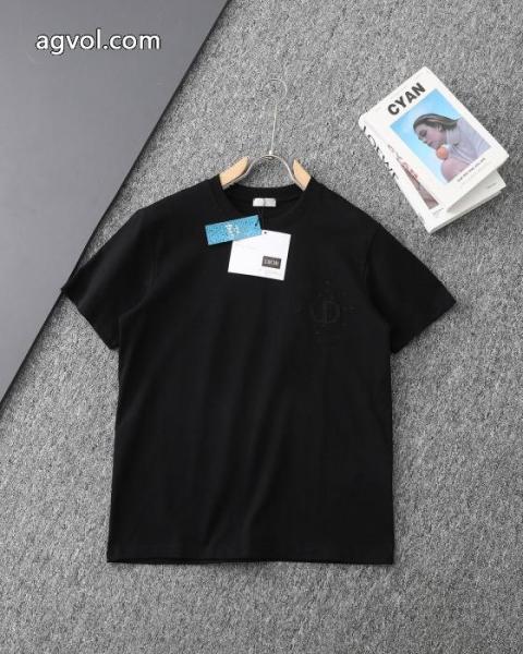 即納品 主役に負けない存在感 店舗完売品半袖Tシャツ通販 ブランドDIOR 4