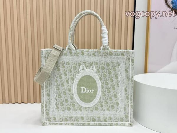 Dior激安通販 活躍アイテム 秋冬シーズン継続トレンド新着バッグブランド コピー 専門店. 1