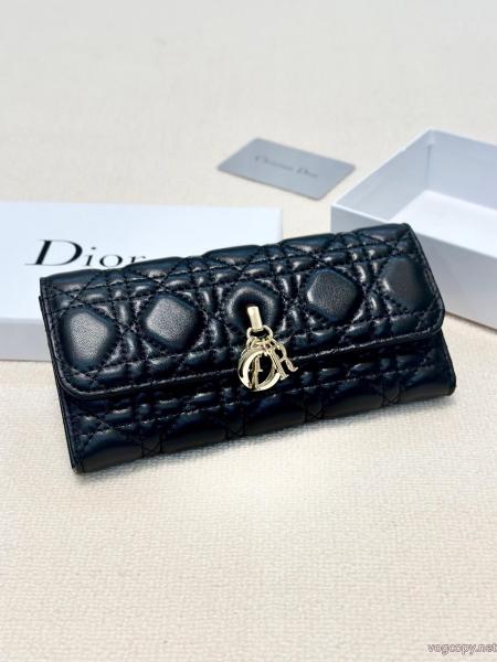 Dior財布ブランド コピー 優良店高品質  人気定番セール 2026新作新品 0 