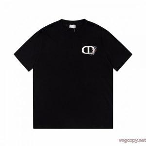 Tシャツブランド コピー 通販ディオール爽快感が絶妙にマッチ 大安売りの 狙い目.
