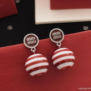 スーパー コピー ブランド即完売 価格帯が魅力的 数量限定販売MIUMIUアクセサリー.