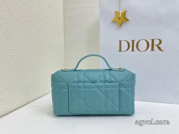 ブランド コピーバッグ長く愛用出来る一品 新作愛用セレブ多数 総合ランク高きアイテムDIOR.. 2