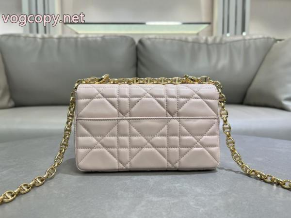 Diorバッグ偽物 ブランドお洒落スタイル 大人着用可 驚きの破格値人気. 6 