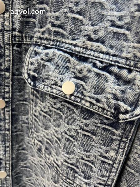 DIORスーパー コピー 安心 サイト人気アイテム 超人気国内発送 雑誌で話題の商品コート 2