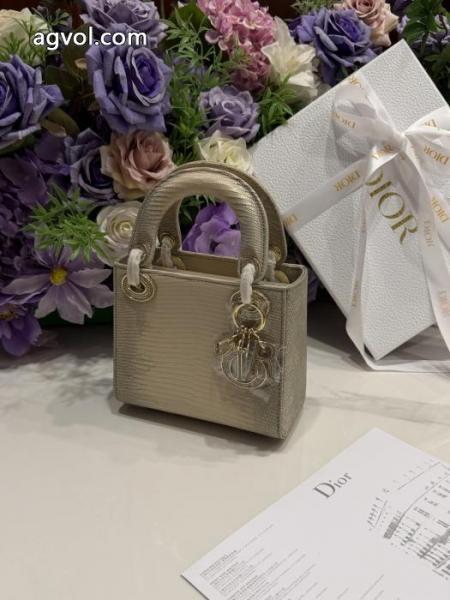 DIORブランド コピー バック バッグ数量限定爆買い ユニークな ゆったりふんわり着心地. 4