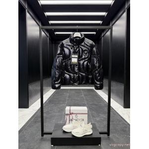 流行の注目ブランド 雑誌掲載 こだわり高級 韓国高級服偽 ブランド 販売MONCLERダウンジャケット
