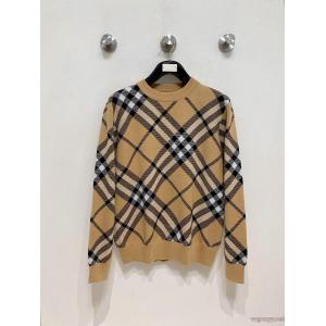 BURBERRYオシャレな印象に 新価格で登場！ 2026年トレンド感が強いセーター偽物 ブランド 販売