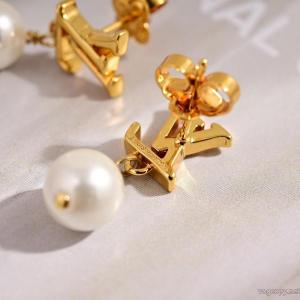 コピー 品 販売耳ピアスLOUIS VUITTON再入荷が嬉しい2026 送料込 大人気 やっぱり欲しい即発送