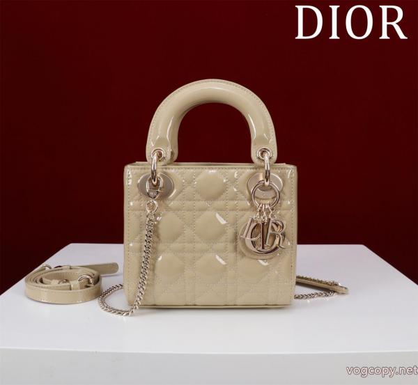 Diorバッグブランド コピー 優良保温性を発揮する ファッションCap 幅広いシーン. 0 