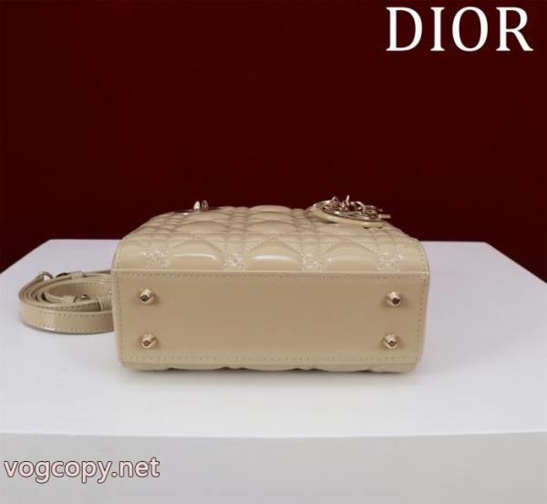 Diorバッグブランド コピー 優良保温性を発揮する ファッションCap 幅広いシーン. 5 