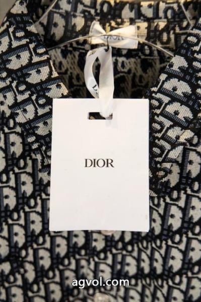 コピー ブランド 優良DIOR潮流 先行販売 個性的な素材感も魅力デニムコート 1