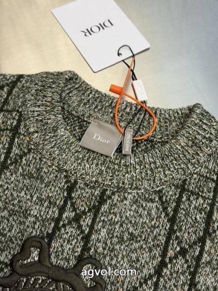 Diorディオールエンブレム刺繍籐チェックセーター 4