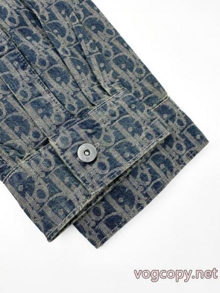 リッチな印象に 落ち着きある 話題が沸騰中デニムコートコピー 品 ブランドDior 4