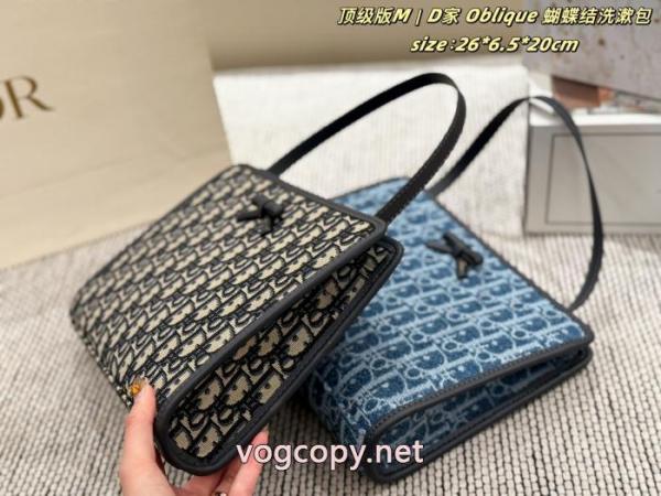 レディースバッグ偽物 ブランド ショップ人気定番 上品な輝きを放つ形 お買い得品 Dior 3
