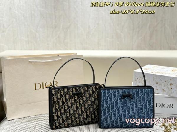 レディースバッグ偽物 ブランド ショップ人気定番 上品な輝きを放つ形 お買い得品 Dior 4